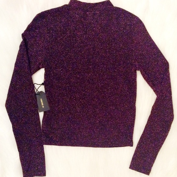 Long Sleeve Metallic Lurex Mock-Neck Top - Picture 7 of 8